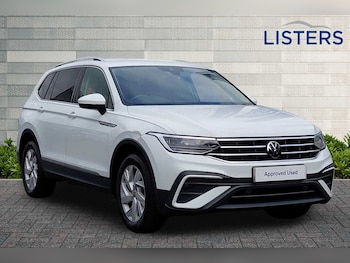 2022 (22) - 1.5 TSI Life 5dr DSG