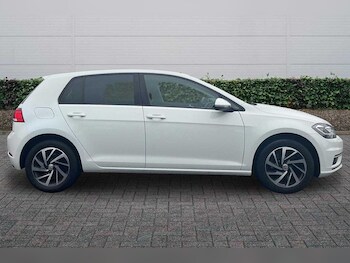 Used Volkswagen Golf 2020 for sale - 77307143: Photo