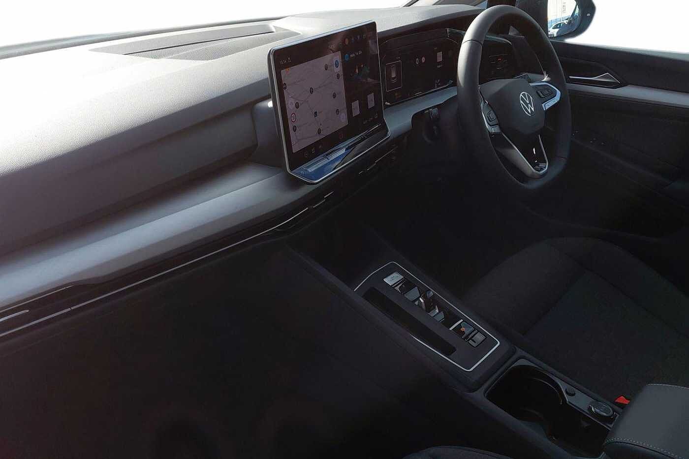 Used Volkswagen Golf 2025 for sale - 76410234: Photo 2