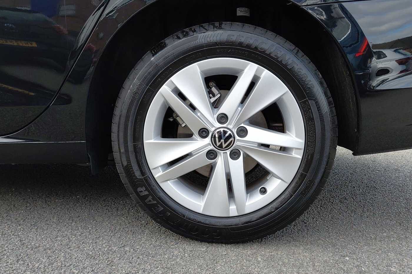 Used Volkswagen Golf 2025 for sale - 76410234: Photo 5