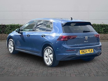 Used Volkswagen Golf 2024 for sale - 78021688: Photo