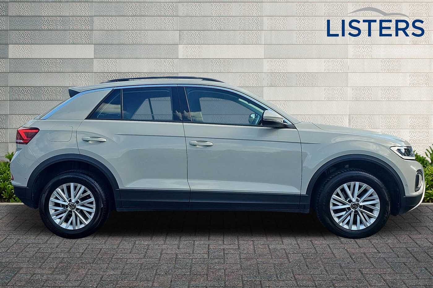 Used Volkswagen T-Roc 2023 for sale - 76111354: Photo 4