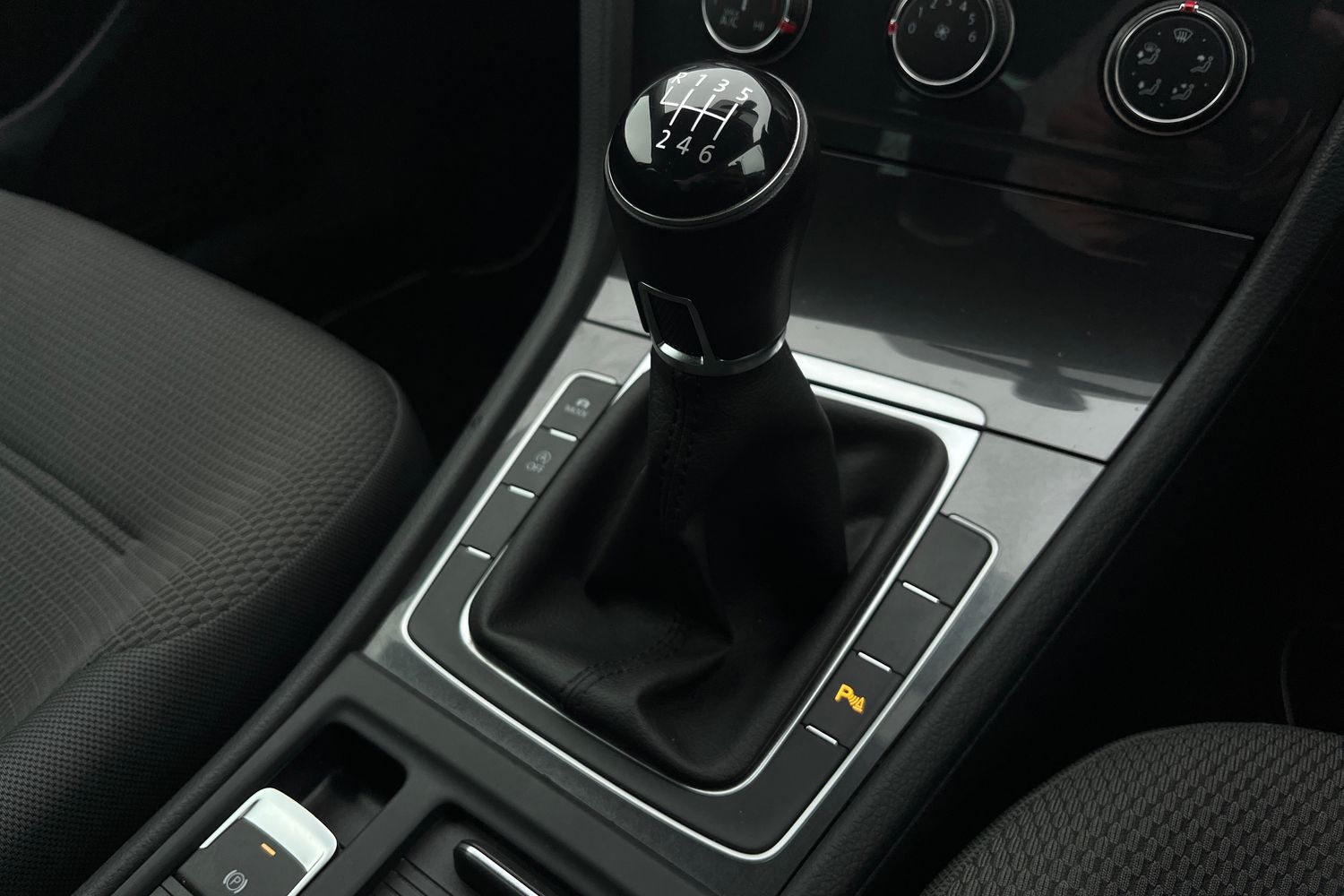 Used Volkswagen Golf 2019 for sale - 77910659: Photo 20