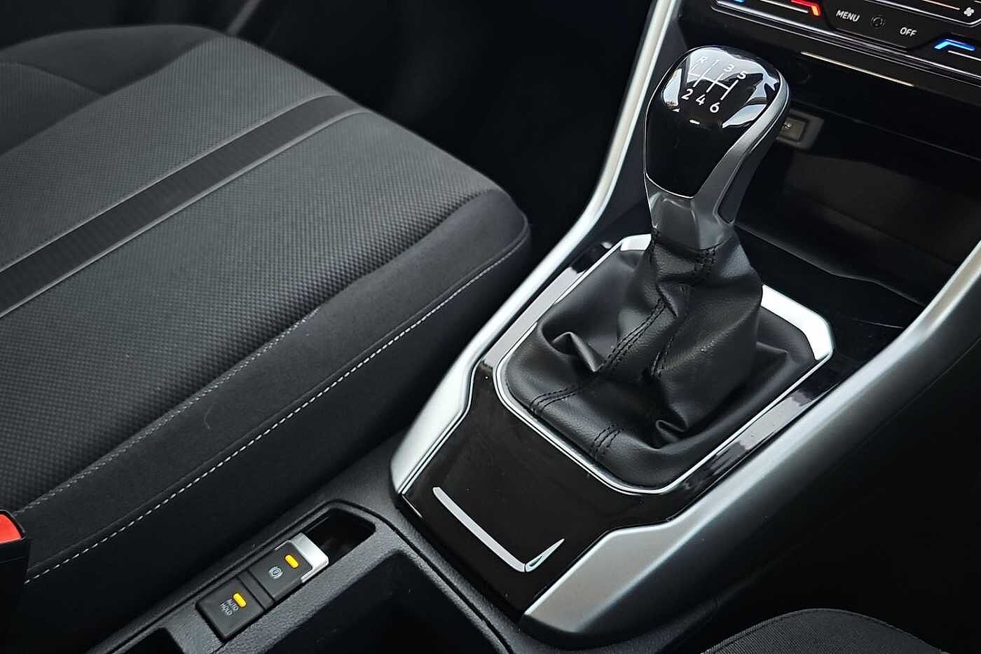 Used Volkswagen T-Roc 2022 for sale - 76110799: Photo 16