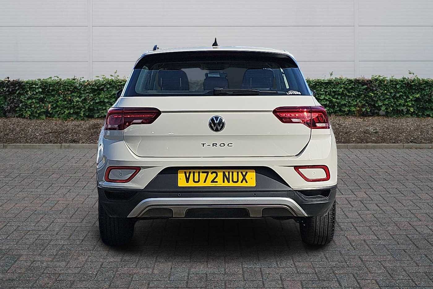 Used Volkswagen T-Roc 2022 for sale - 76110799: Photo 8