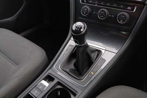 Used Volkswagen Golf 2020 for sale - 76111725: Photo 19
