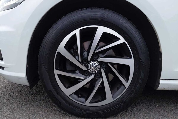 Used Volkswagen Golf 2020 for sale - 76111725: Photo 5