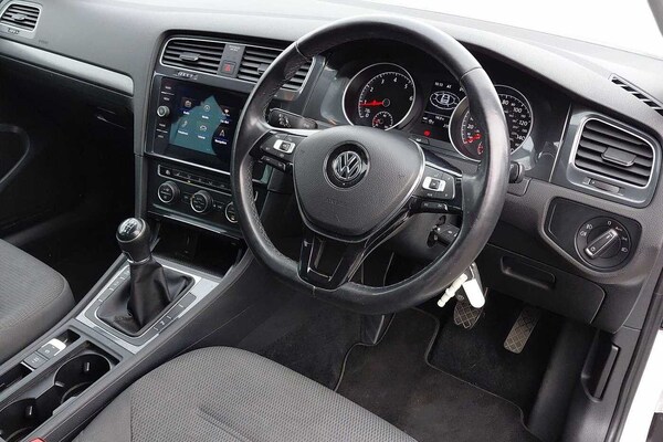 Used Volkswagen Golf 2020 for sale - 76111725: Photo 6