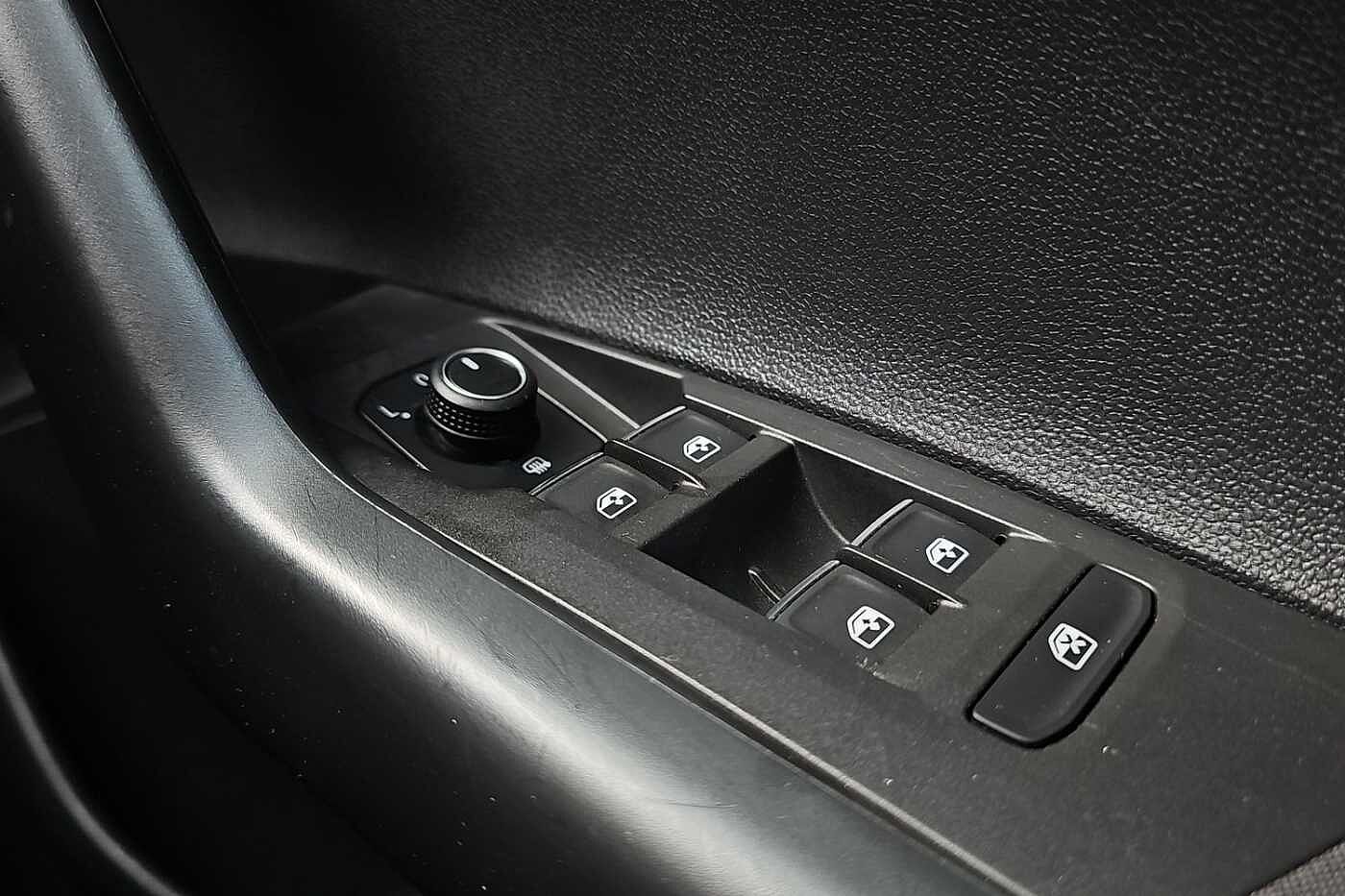 Used Volkswagen Polo 2018 for sale - 76110805: Photo 17