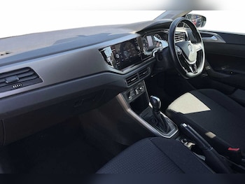 Used Volkswagen Polo 2021 for sale - 78063331: Photo