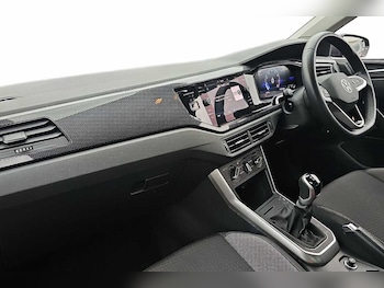 Used Volkswagen Polo 2023 for sale - 76110815: Photo 2