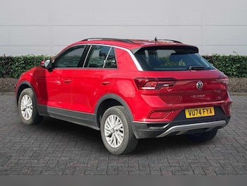 Used Volkswagen T-Roc 2024 for sale - 79510333: Photo
