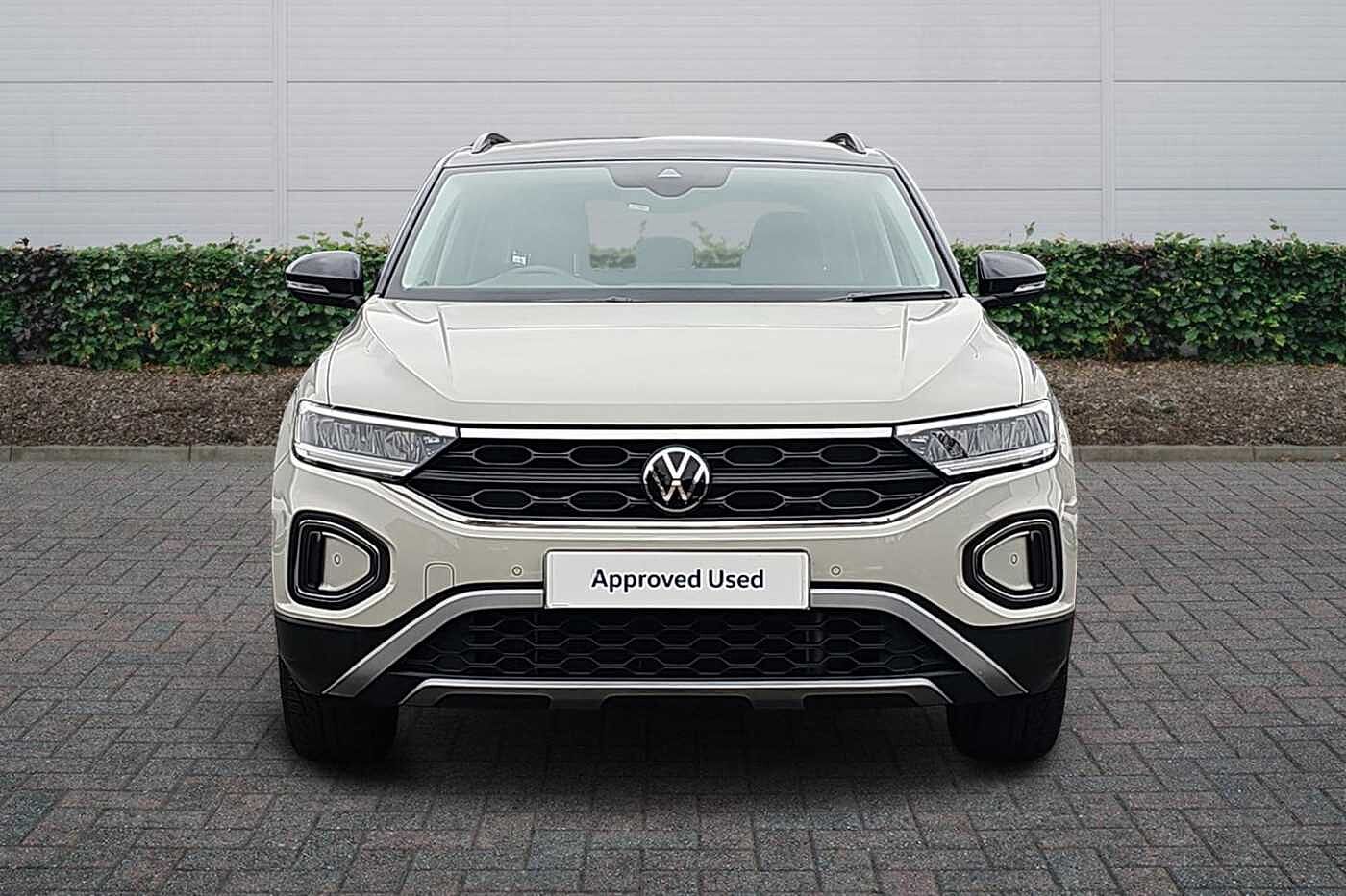 Used Volkswagen T-Roc 2023 for sale - 76111482: Photo 7