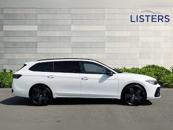 Used Volkswagen Passat 2025 for sale - 75813954: Photo