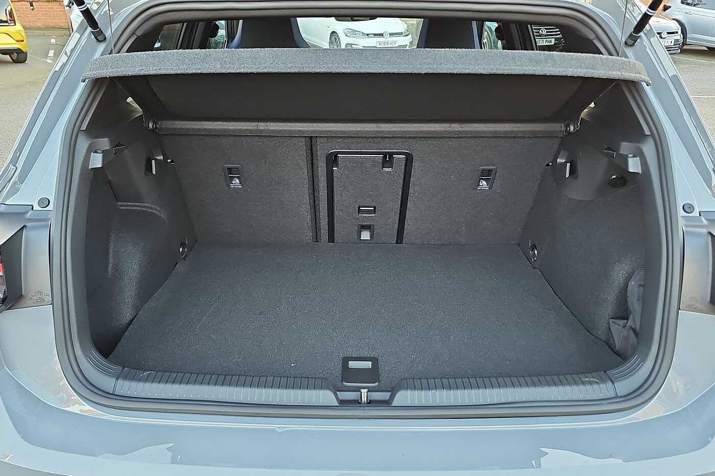 Used Volkswagen Golf 2025 for sale - 76692710: Photo 11