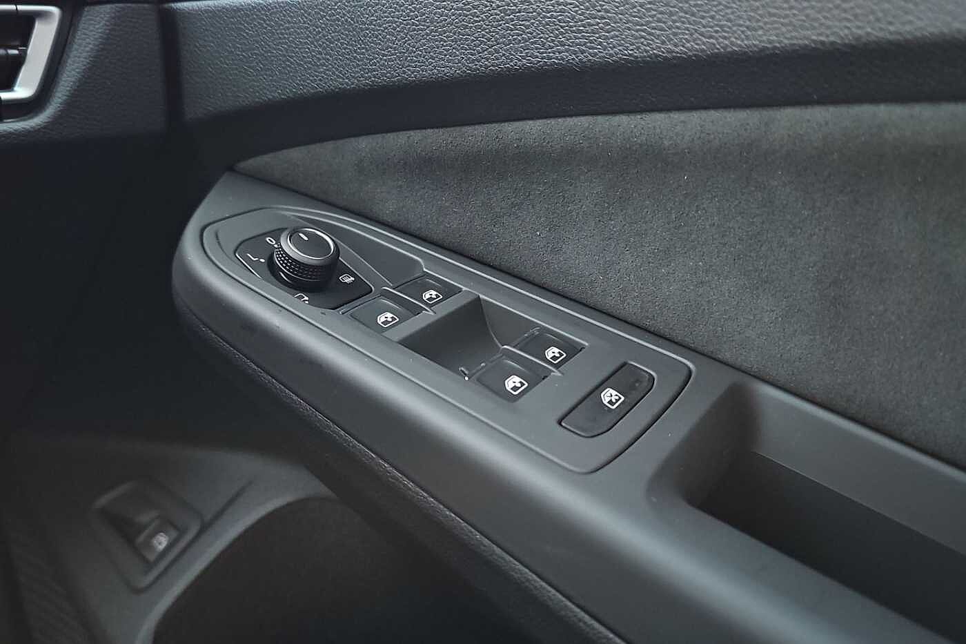 Used Volkswagen Golf 2025 for sale - 76692710: Photo 14