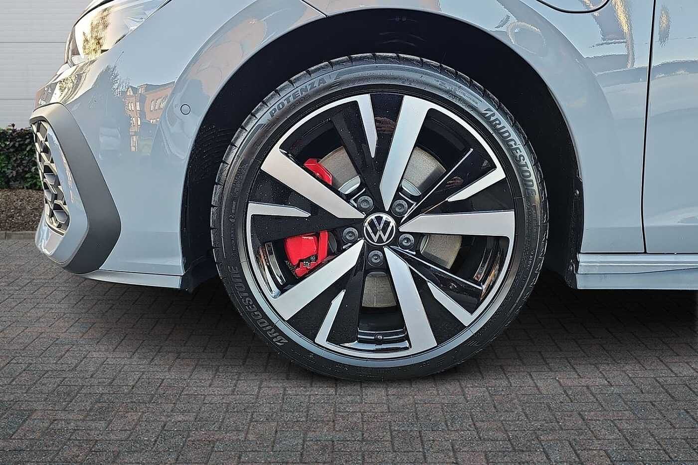 Used Volkswagen Golf 2025 for sale - 76692710: Photo 5