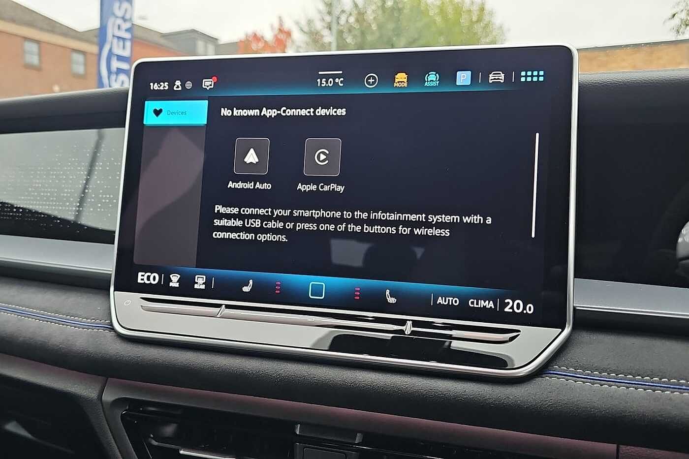 Used Volkswagen Touran 2025 for sale - 76837617: Photo 14