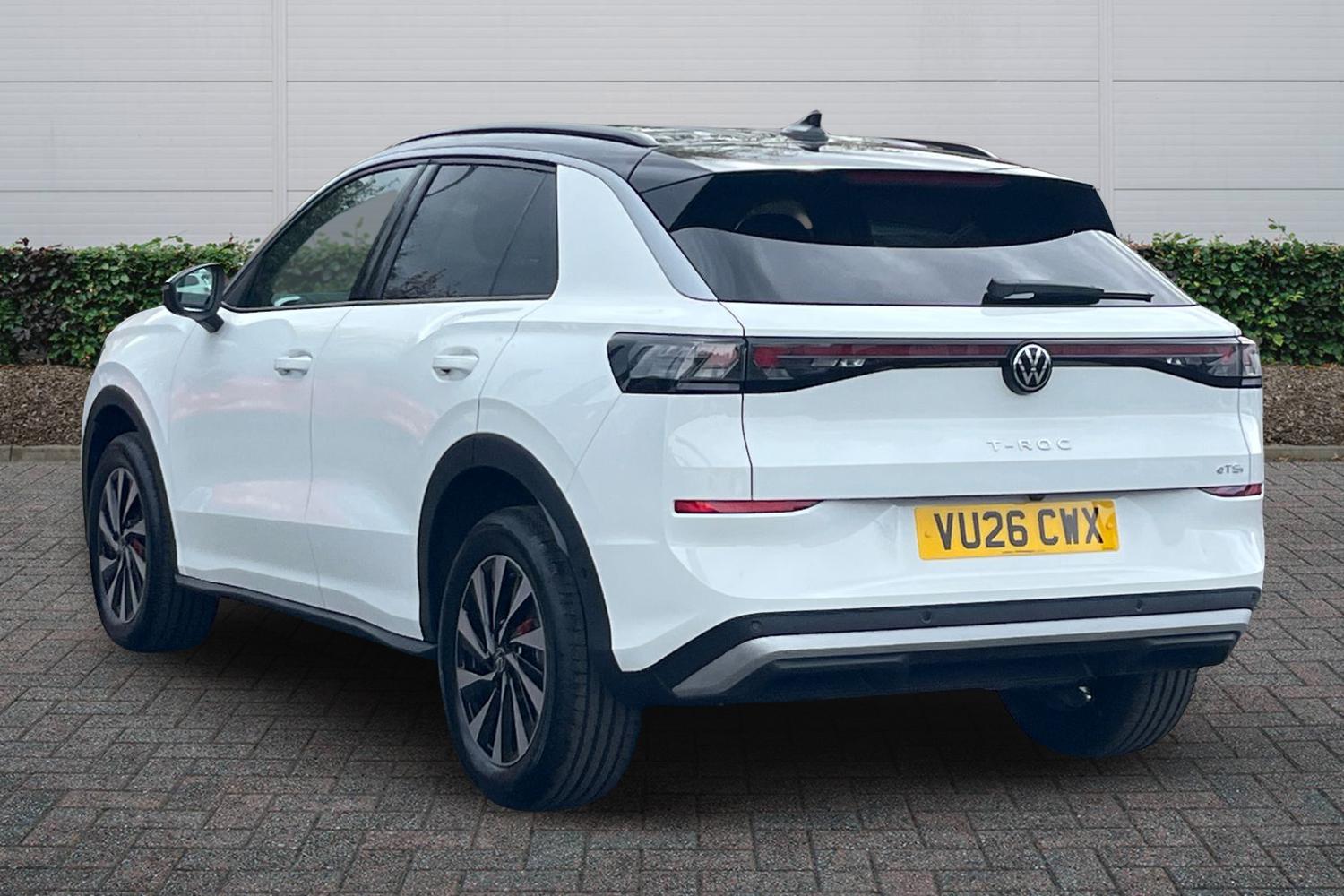 Used Volkswagen T-Roc 2026 for sale - 78186437: Photo 2