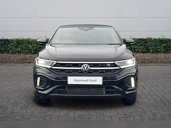 Used Volkswagen T-Roc 2025 for sale - 77292937: Photo