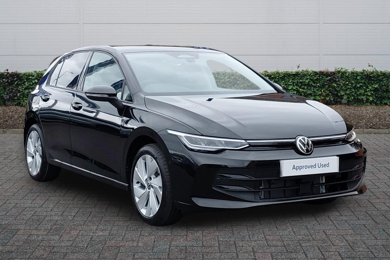 Used Volkswagen Golf 2025 for sale - 76474503: Photo 1