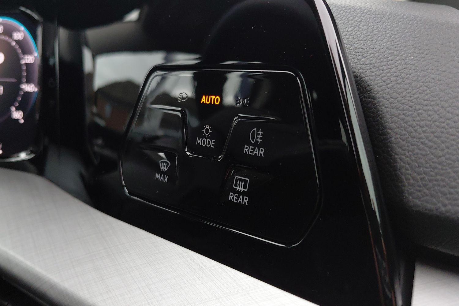 Used Volkswagen Golf 2025 for sale - 76474503: Photo 20