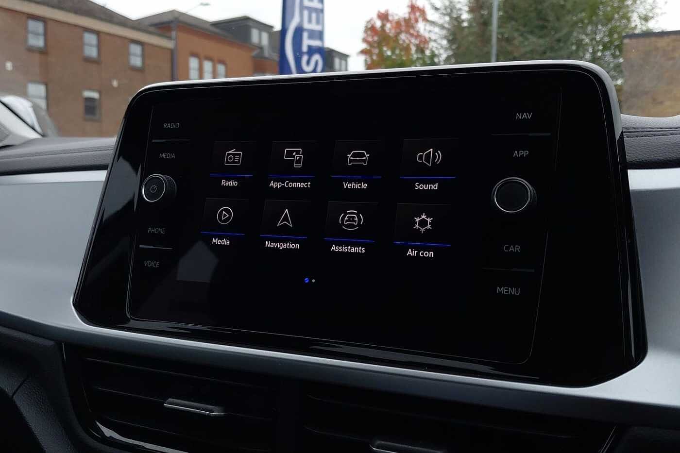Used Volkswagen T-Roc 2023 for sale - 76241251: Photo 12