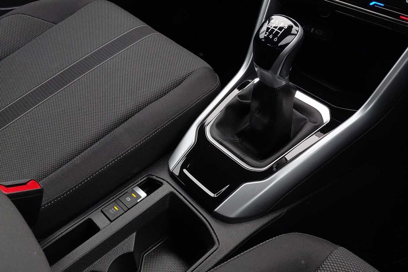 Used Volkswagen T-Roc 2023 for sale - 76241251: Photo 16
