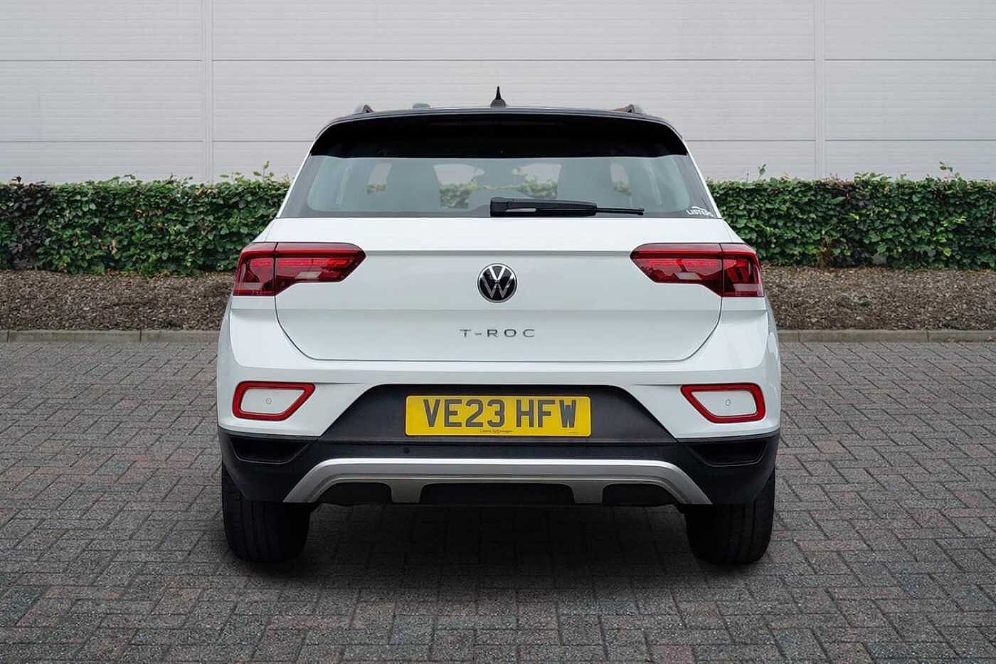 Used Volkswagen T-Roc 2023 for sale - 76241251: Photo 8