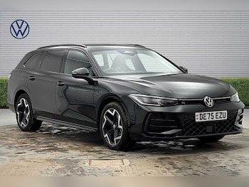 Used Volkswagen Passat 2025 for sale - 78215627: Photo