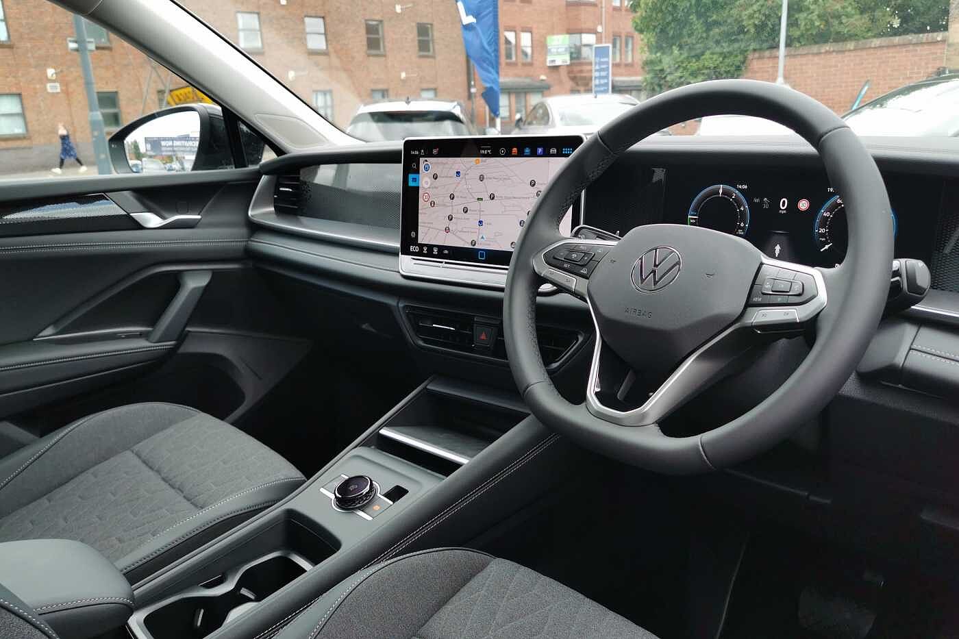 Used Volkswagen Touran 2025 for sale - 77177699: Photo 6