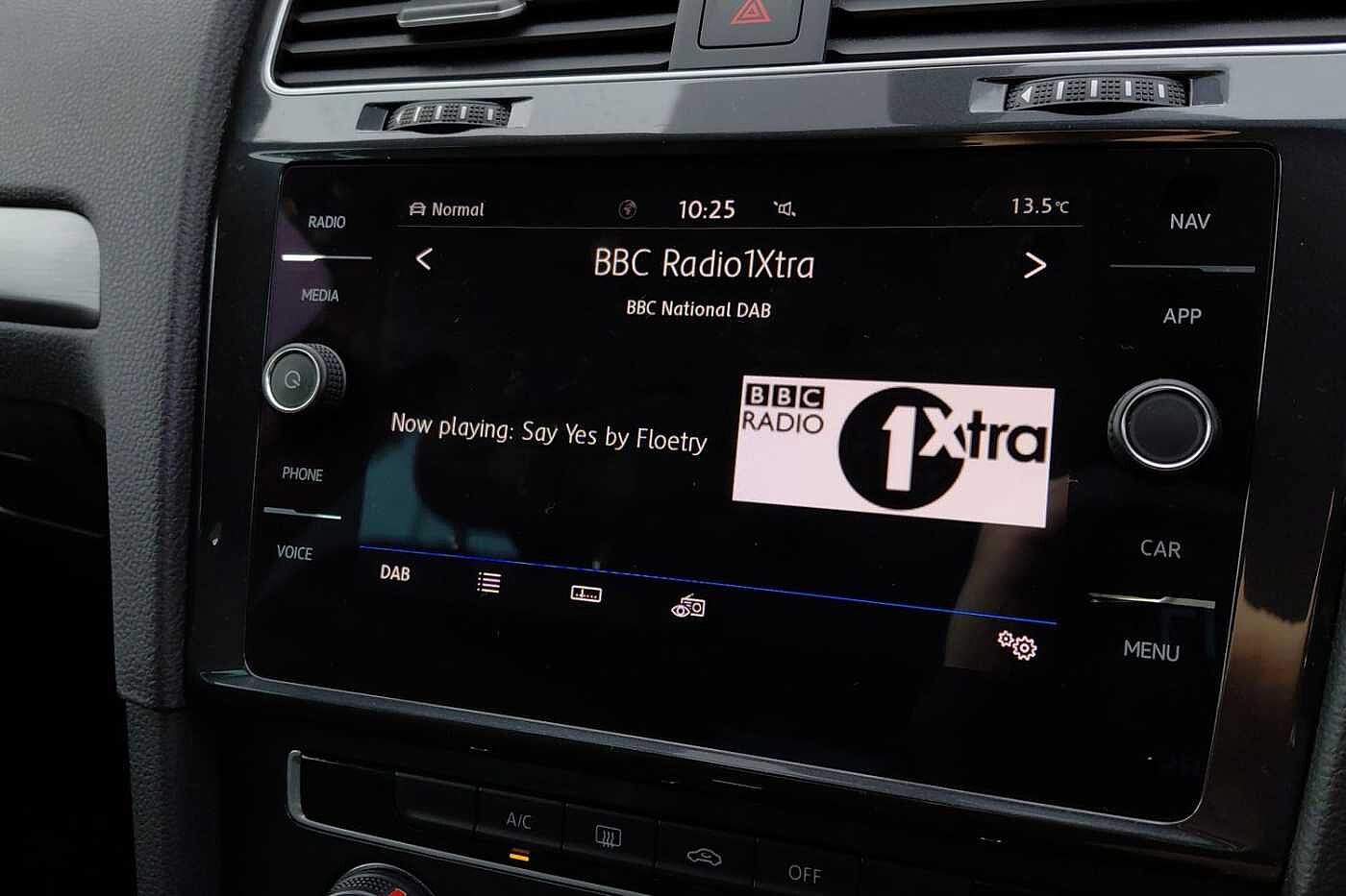 Used Volkswagen Golf 2019 for sale - 76434310: Photo 15