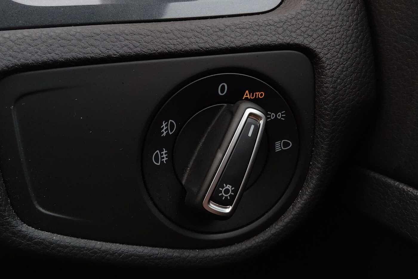 Used Volkswagen Golf 2019 for sale - 76434310: Photo 19