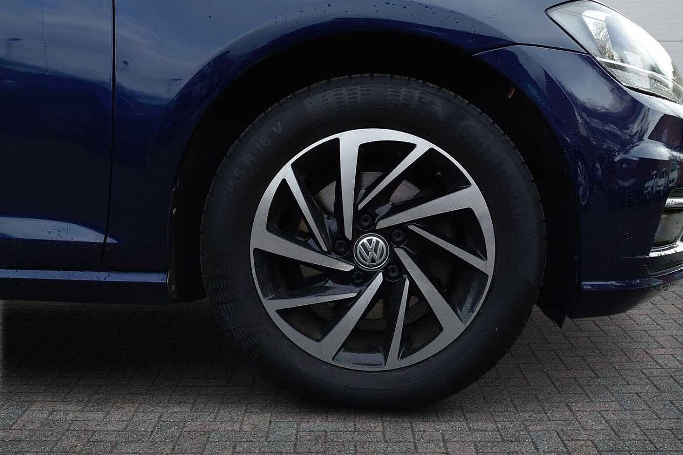 Used Volkswagen Golf 2019 for sale - 76434310: Photo 5