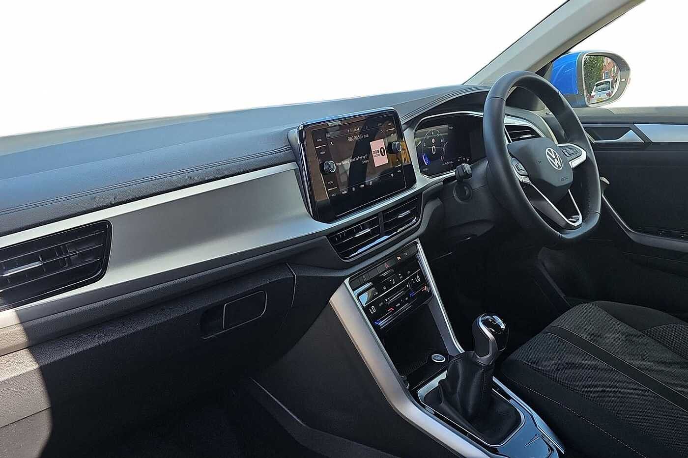 Used Volkswagen T-Roc 2025 for sale - 76111300: Photo 2
