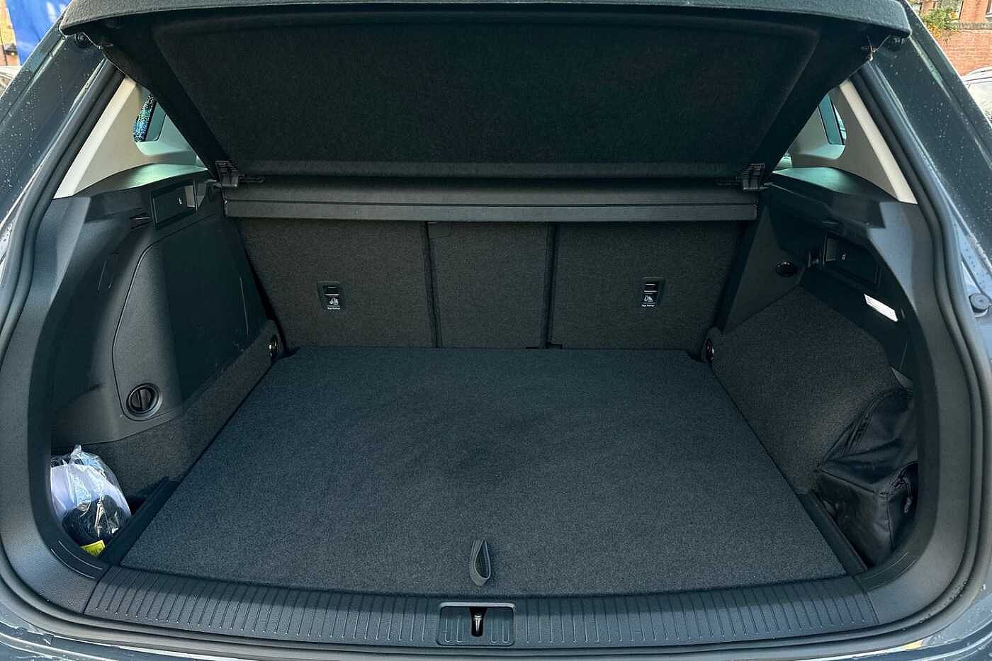 Used Volkswagen Tiguan 2024 for sale - 77176920: Photo 11