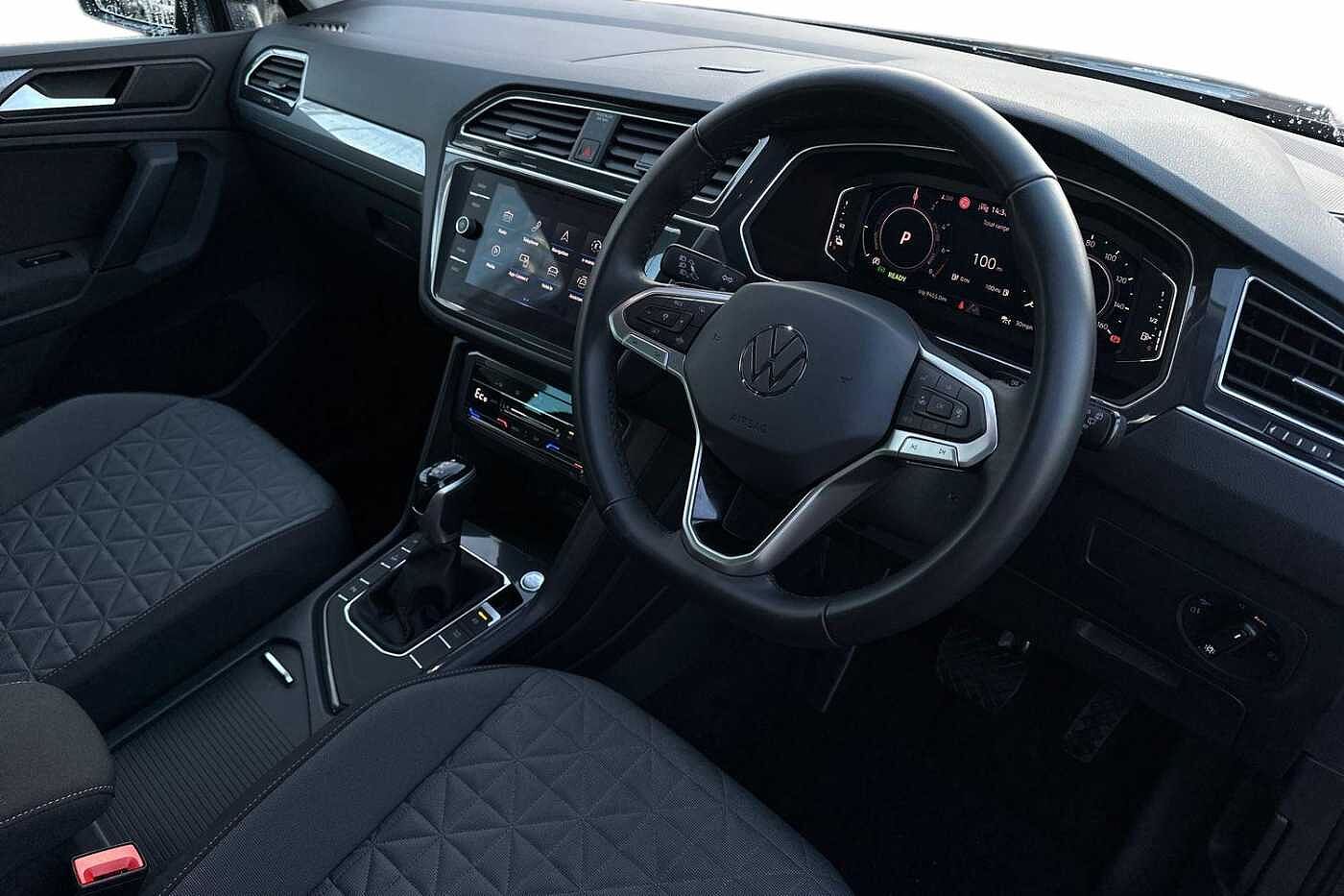 Used Volkswagen Tiguan 2024 for sale - 77176920: Photo 6