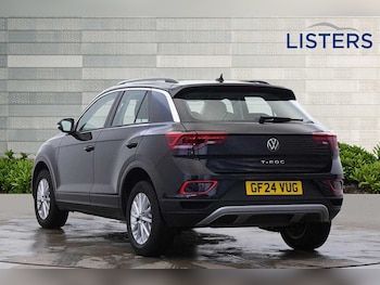 Used Volkswagen T-Roc 2024 for sale - 75211385: Photo