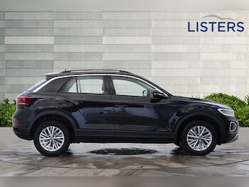 Used Volkswagen T-Roc 2024 for sale - 75211385: Photo