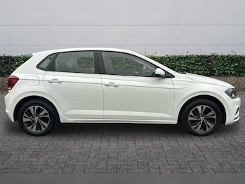 Used Volkswagen Polo 2018 for sale - 77052406: Photo