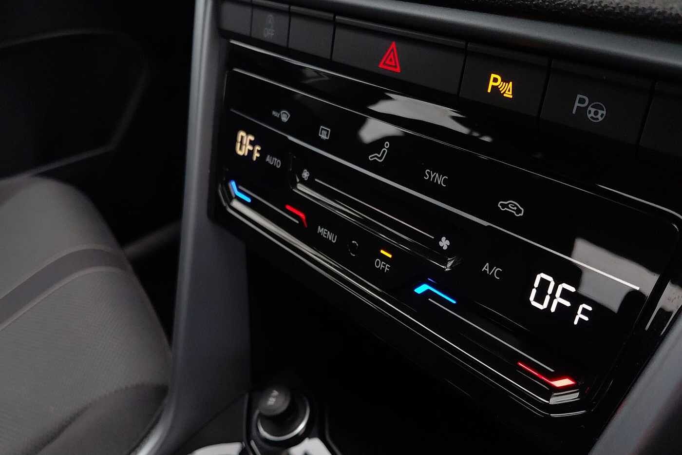 Used Volkswagen T-Roc 2023 for sale - 77177072: Photo 17