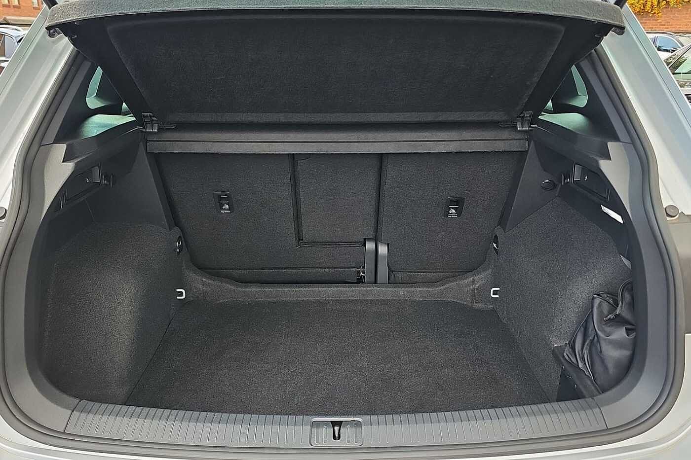 Used Volkswagen Tiguan 2023 for sale - 76110634: Photo 11