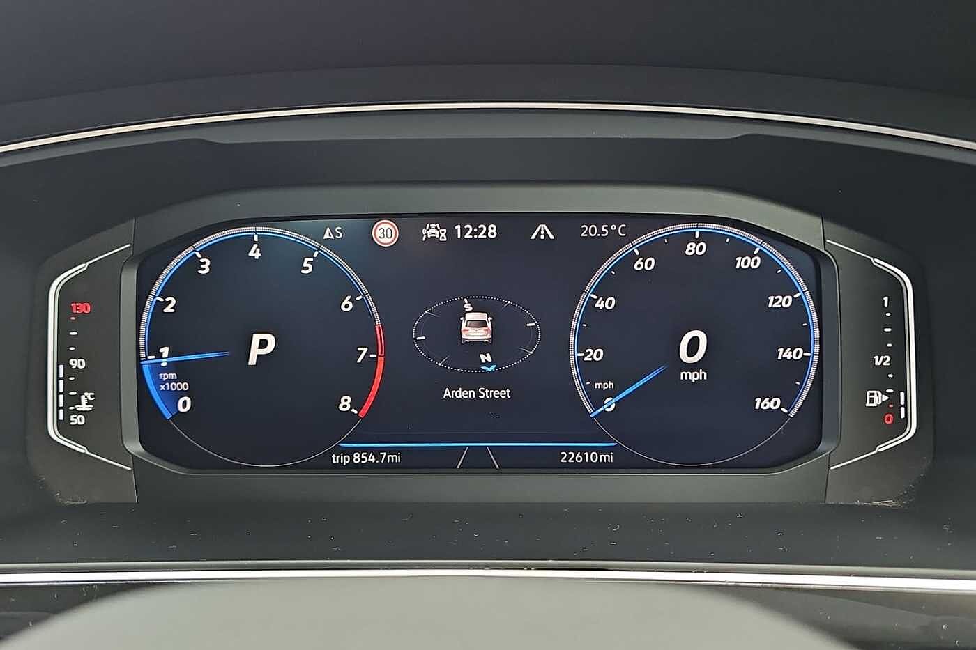 Used Volkswagen Tiguan 2023 for sale - 76110634: Photo 17