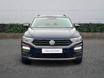 Used Volkswagen T-Roc 2018 for sale - 77770771: Photo