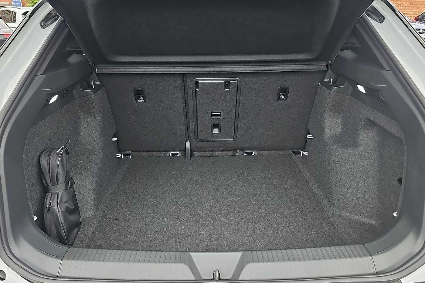 Used Volkswagen ID.4 2025 for sale - 77177258: Photo 11