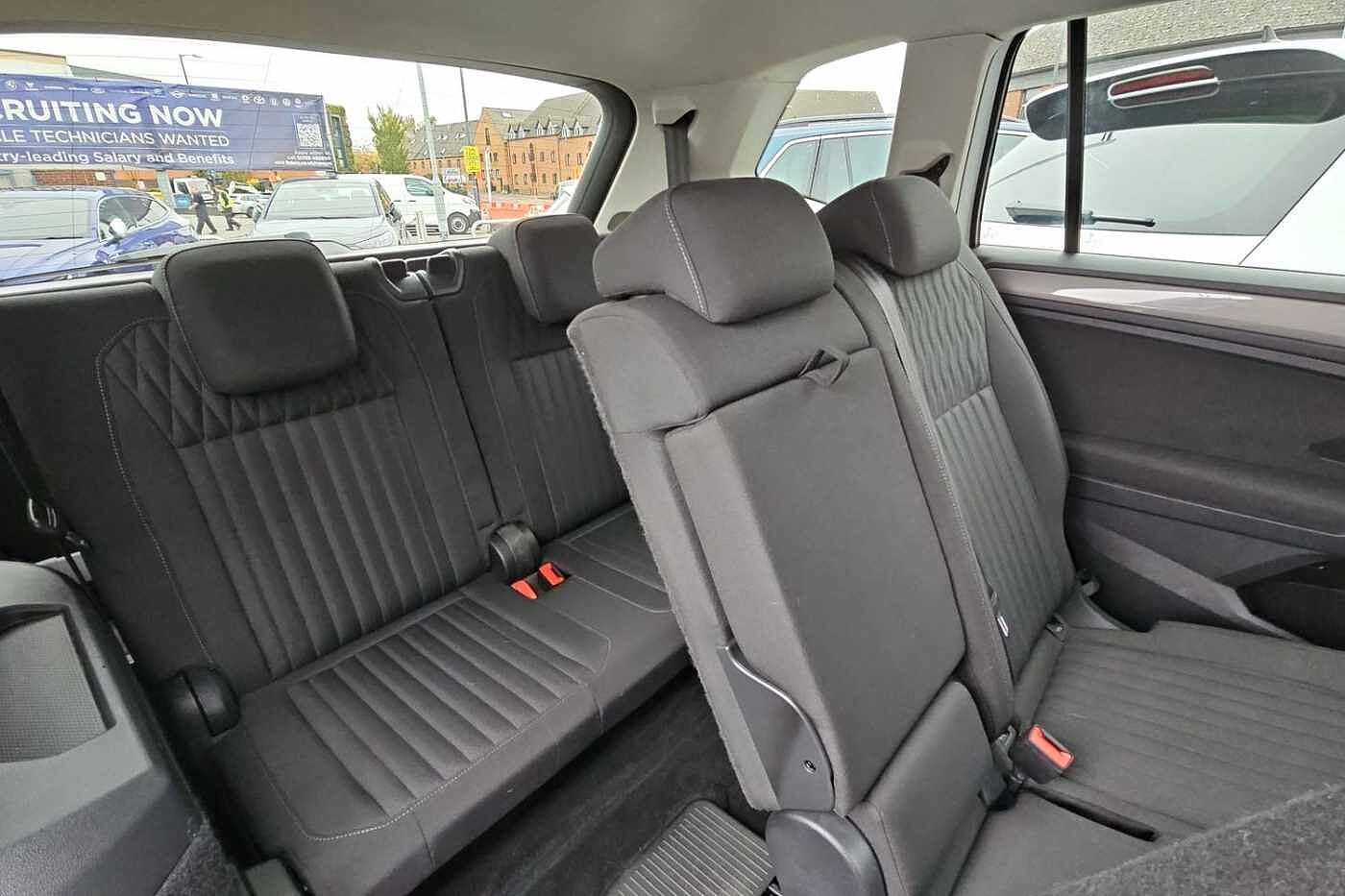 Used Volkswagen Tiguan 2023 for sale - 76111530: Photo 14