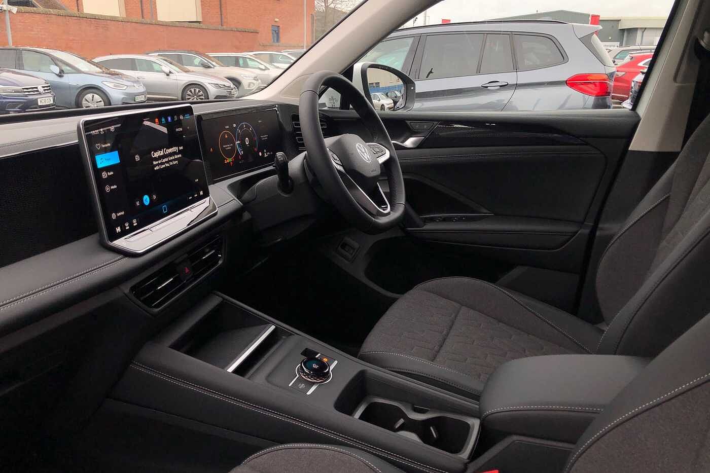 Used Volkswagen Tiguan 2024 for sale - 76111406: Photo 2