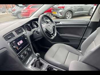 Used Volkswagen Golf 2019 for sale - 75292708: Photo