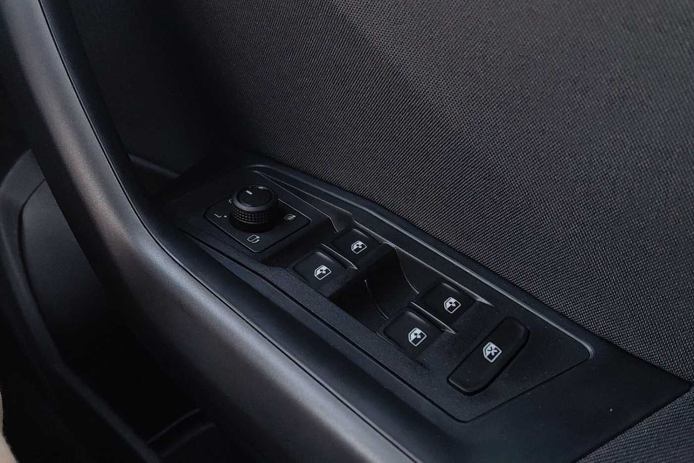 Used Volkswagen T-Roc 2025 for sale - 77177439: Photo 18