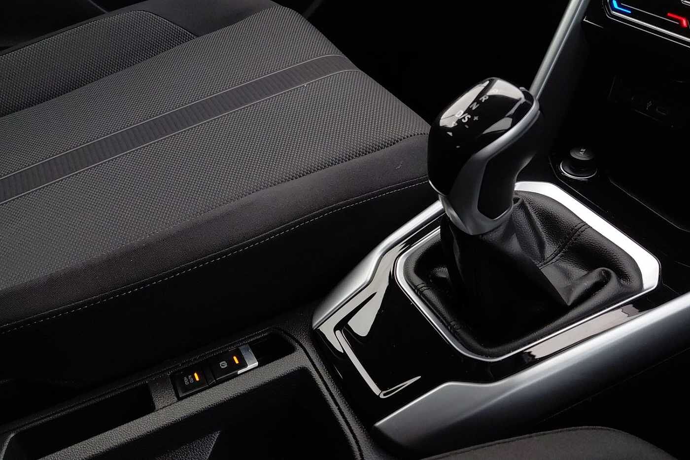 Used Volkswagen T-Roc 2023 for sale - 76338431: Photo 16